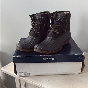 Sperry Saltwater Black Quilted Nylon Boots